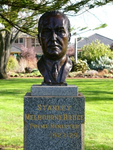 8th Prime Minister : Stanley Melbourne Bruce
