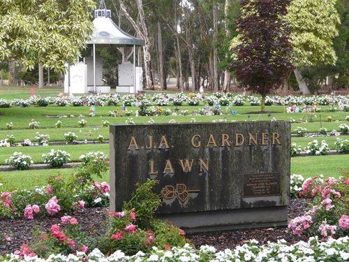Alan Gardner : 19-February-1942