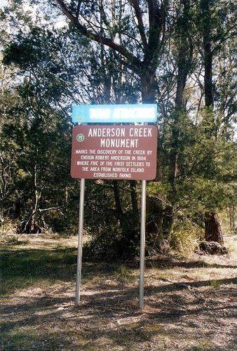 Anderson Creek Signage : 2007