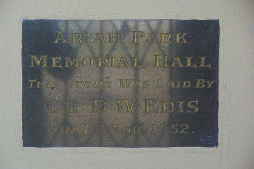 Ariah Park Memorial Hall Plaque