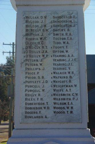 Ariah Park War Memorial Names Mc W