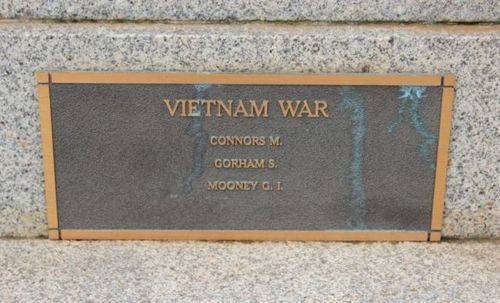 Barmedman War Memorial : 19-July-2011