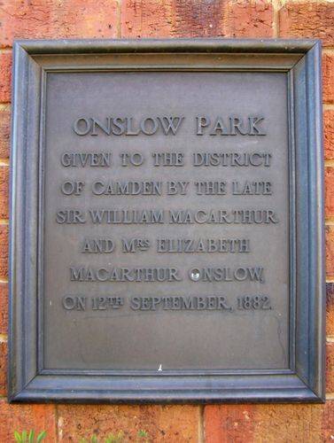 Onslow Park Plaque : 16-June-2014