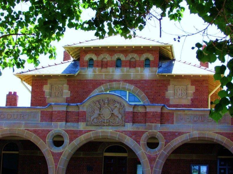 Parkes Court House: 11-January-2016