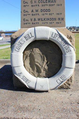 Cooks Hill Life Saving & Surf Club War Memorial : 10-July-2011