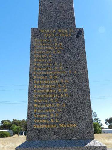 Coonooer Bridge War Memorial : 20-March-2013