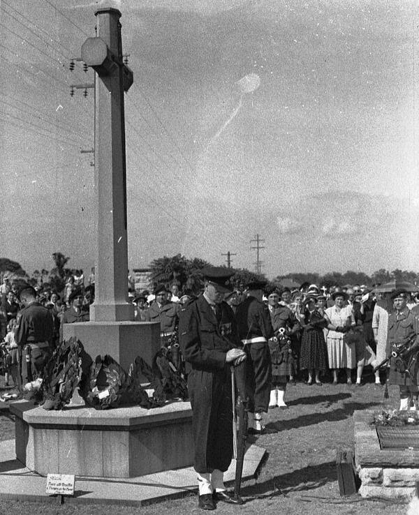 08-April-1951 : Unveiling (State Library of New South Wales)