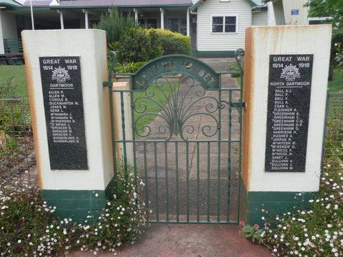 Dartmoor Primary School Gates : 29-November-2012