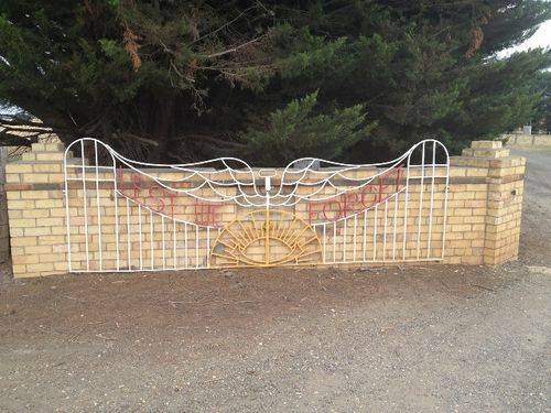 Deans Marsh Soldiers Memorial Park Gates : March 2014