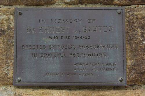 Dr Baxter Inscription Plaque : 09-04-2014