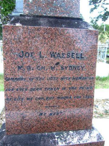Dr Joseph Wassell Left Inscription : 22--07-2013