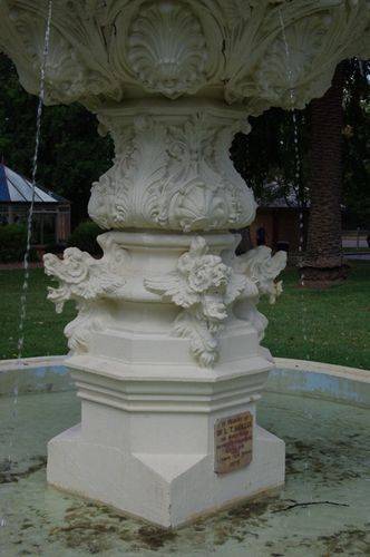 Hollis Fountain 3 : June 2014