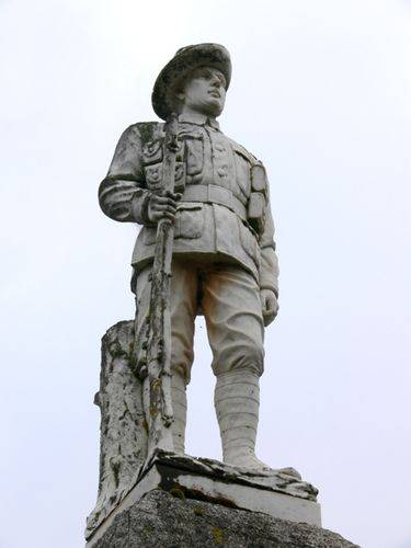 Edenhope War Memorial : 01-November-2011