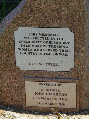 Elmhurst War Memorial : 30-December-2012