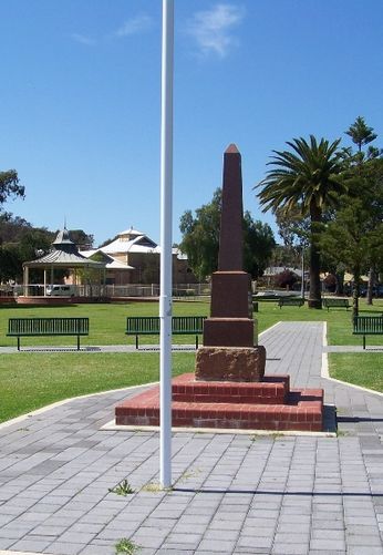 Original monument : 02-April-2011 (Roger Johnson)