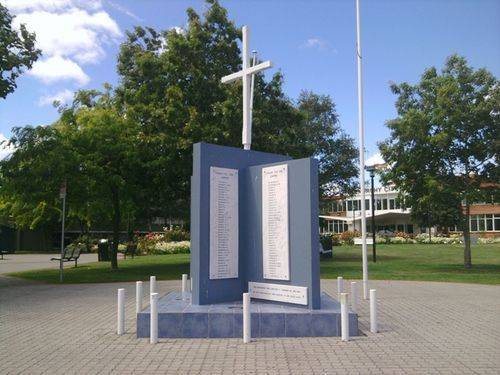 Glenorchy War Memorial : 10-January-2013