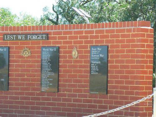 Gooroc War Memorial : 28-December-2010