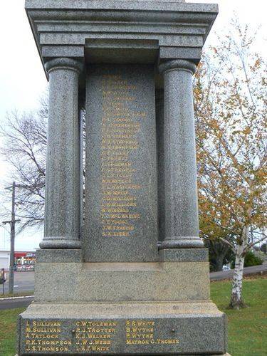Hamilton War Memorial : 11-June-2011