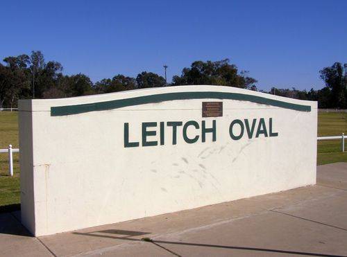 Leittch Oval Commemorative Gates : 11-August-2014