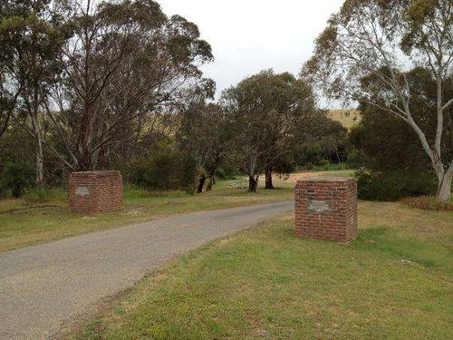 J.C.Stretch Memorial Park : November 2013