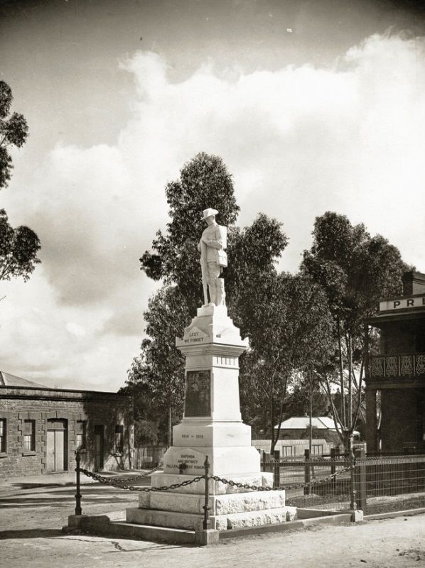 1927 : State Library of South Australia - B-4304