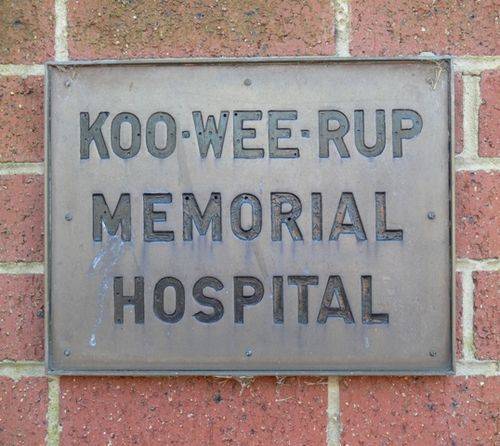 Koo Wee Rup Memorial Wall : 09-June-2012