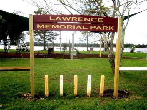 Lawrence Memorial Park / May 2013