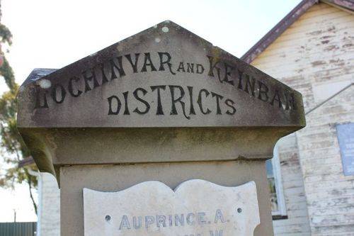 Lochinvar War Memorial : 02-August-2011