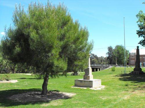Lone Pine Memorial / May 2013