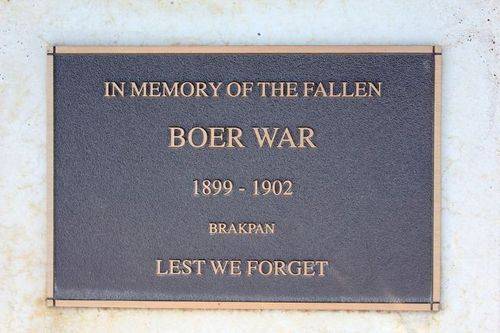 Loxton War Memorial : 16-July-2011