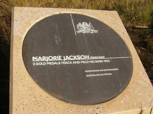 Marjorie Jackson Plaque : 22-June-2014