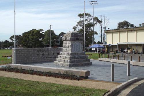 Miranda War Memorial : July-2014