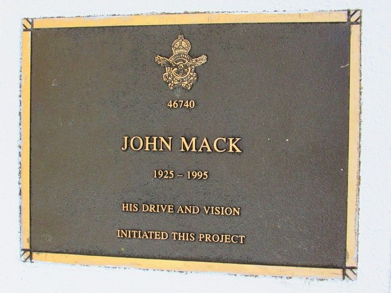 Mack Plaque : 05-May-2015