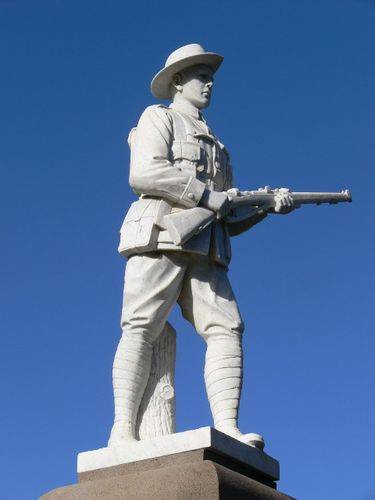 Mortlake War Memorial : 04-July-2011