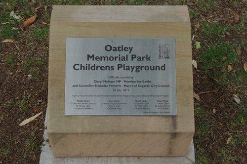 Childrens Playground Plaque : April 2014
