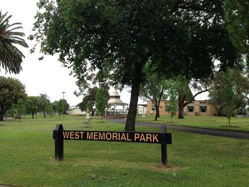 West Memorial Park : October 2013