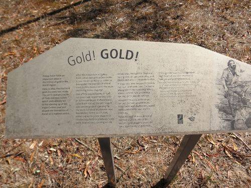 Pinkey Point Gold Info Board : March 2014