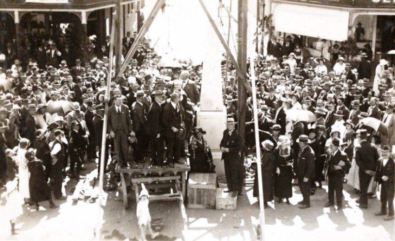 18-March-1924 : Unveiling (State Library of New South Wales)