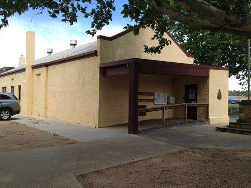 Bacchus Marsh RSL Memorial Hall : October 2013