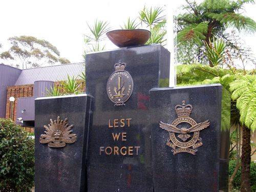 RSL War Memorial : 30-August-2014