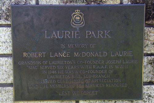 Laurie Plaque : June 2014