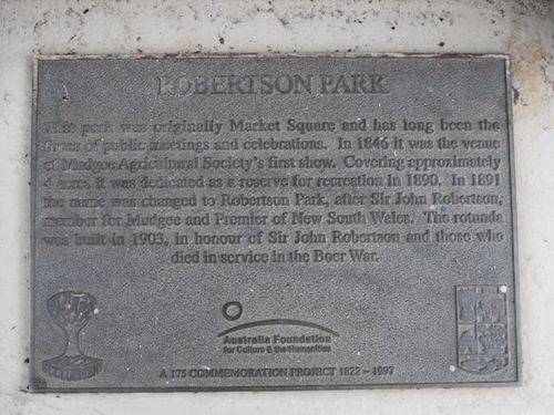 Robertson Park Commemorative Plaque