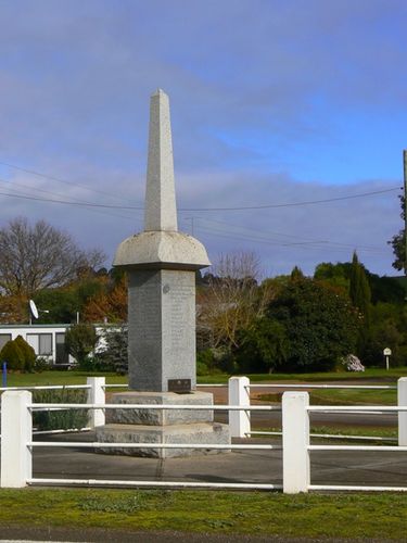 Sandford War Memorial : 11-June-2011