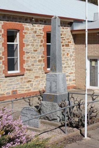 Sevenhills War Memorial : 7-September-2011