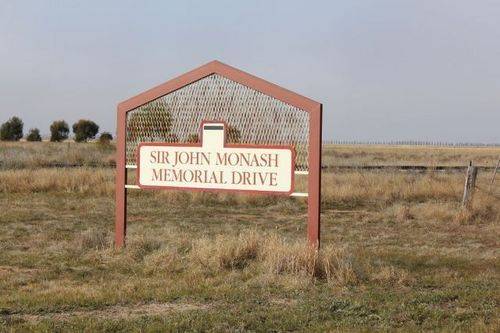 Sir John Monash Memorial Drive : 05-August-2011