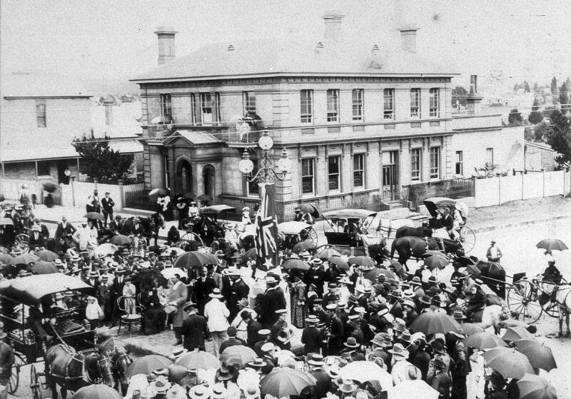 11-March-1903 : Unveiling (State Library of New South Wales)