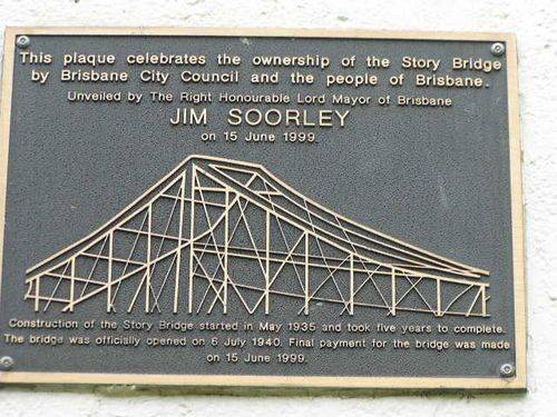 Story Bridge Engineering Marker