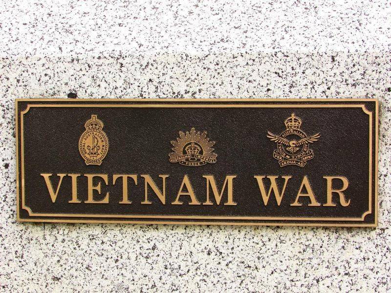 Vietnam Plaque : 17-December-2014