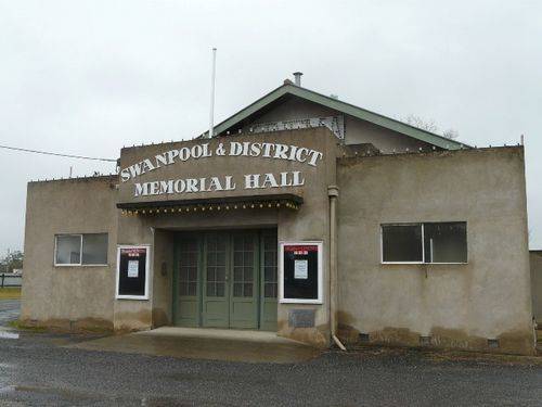 Swanpool & District Memorial Hall : 08-August-2011