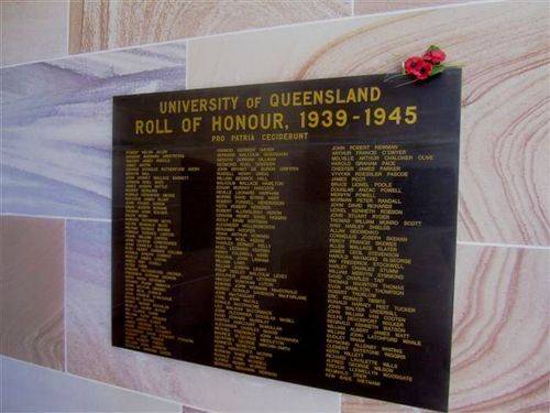 UQ Roll of Honour WW2 : 04-08-2013